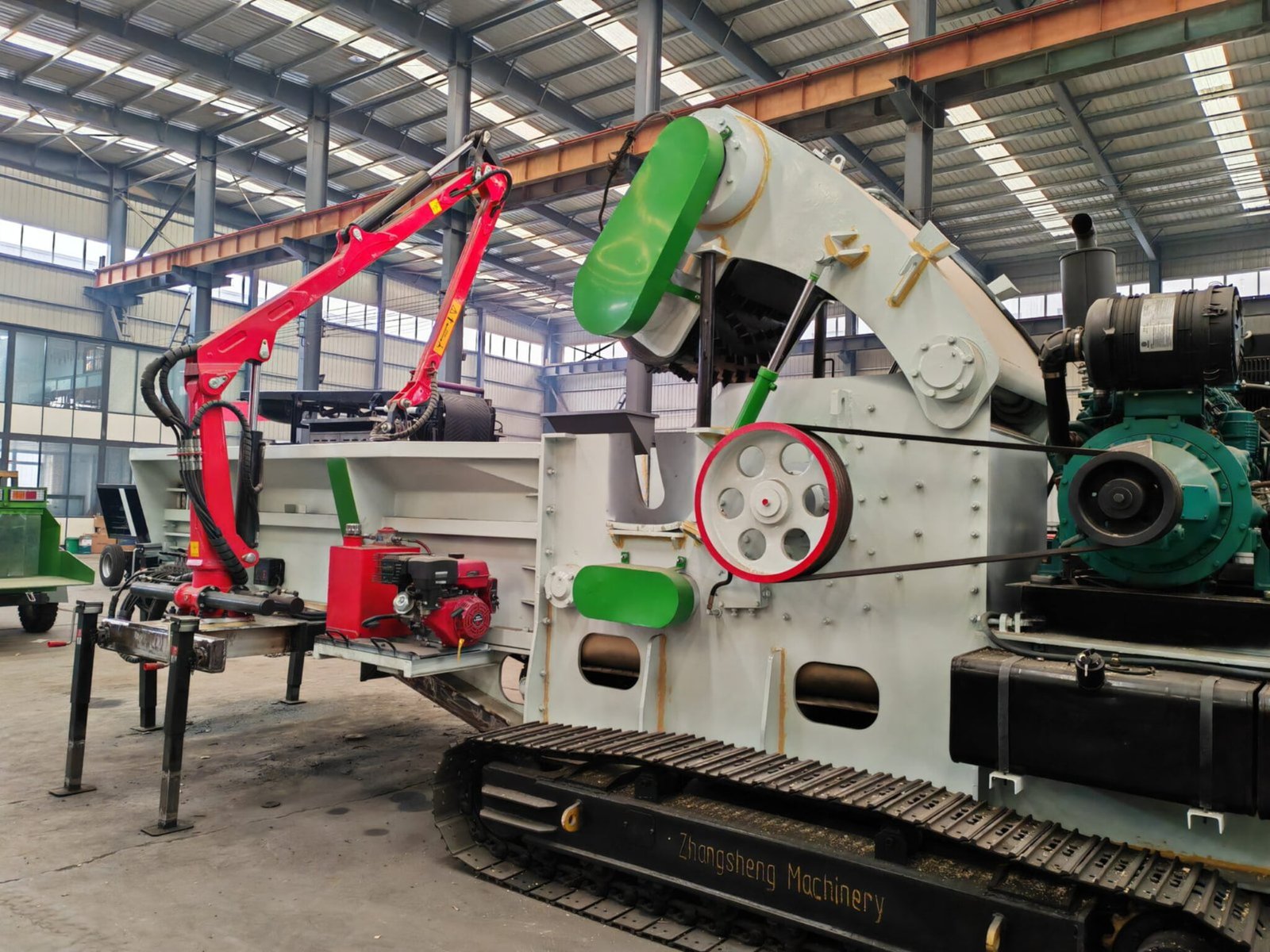 TIROX horizontal grinder production photo