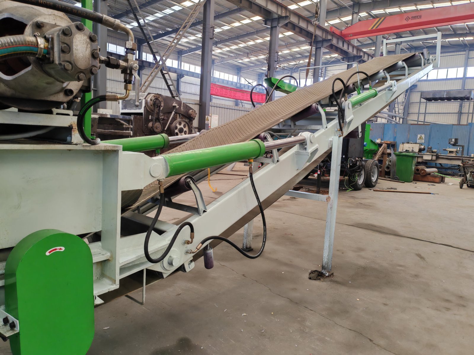 TIROX industrial horizontal grinder photo